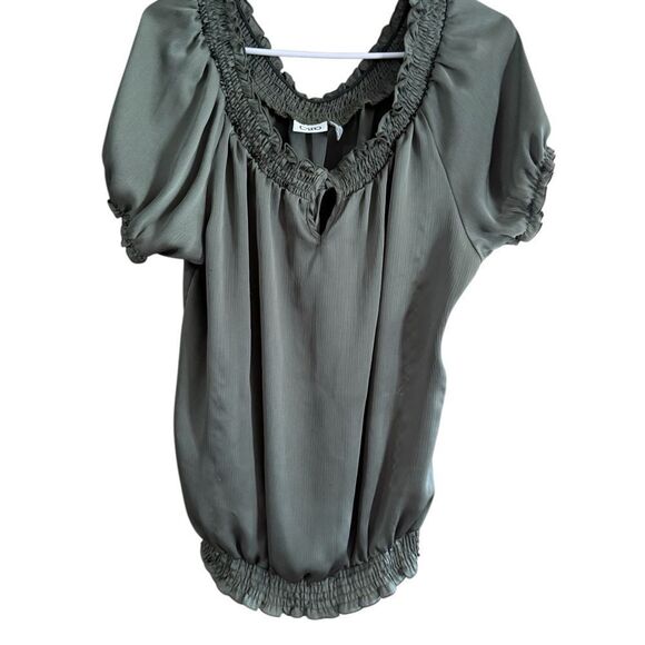 Cato Green Puff Sleeve Ruffled Blouse - Picture 2 of 9